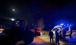 Hasta almaya giderken yolda kalan ambulansı özel idare ekipleri kurtardı