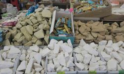 Kırgızistan’da vitamin ve mineral kaynağı olarak tüketilen toprak: Gulboto