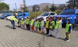 Öğrencilere temel trafik eğitimi verildi