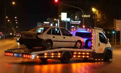 Otomobil zincirleme kazaya neden oldu