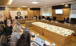 Rektör Hacımüftüoğlu, ÜAK yönetim kurulu toplantısına katıldı