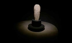 Taş Baba Heykeli ilgi odağı