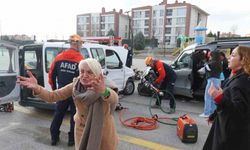 Toplam 26 personel ve 9 araçla gerçekçi kaza tatbikatı