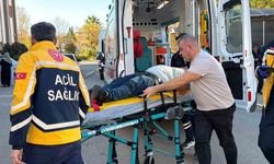 Yolcu minibüsü ile otomobil çarpıştı: 5 yaralı