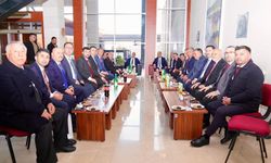 Türkiye Heyeti, Nahçıvan Türk Başkonsolosluğunu Ziyaret Etti