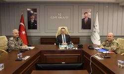 İçişleri Bakanı Yerlikaya, Tüm Valilerle Yeni Yıl Tedbirlerini Görüştü