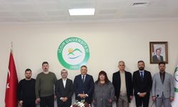 Rektör Gürel’den “Dünyanın En Etkili Bilim İnsanları” Listesine Giren Akademisyenlere Başarı Belgesi