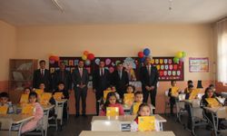 Iğdır’da 47 Bin Öğrenci İçin Tatil Zili Çaldı: Karneler Vali Yardımcısından