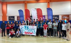 IĞDIR’DA STRATEJİ VE CENTİLMENLİK RÜZGARI: GENÇLER FLOOR CURLİNG ŞAMPİYONLARI BELLİ OLDU!