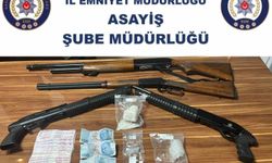 4 Adet ruhsatsız tüfek ile uyuşturucu madde ele geçirildi: 4 gözaltı