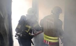 Hatay'da alevlere teslim olan konteyner kullanılamaz hale geldi