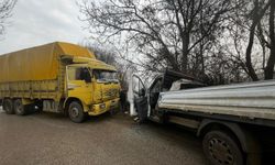 Islak yol kazaya neden oldu: 4 yaralı