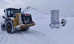 Kahramanmaraş'ın kuzey ilçelerinde kar mesaisi