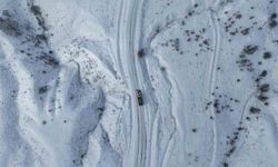 Karla kaplanan köy yolları yeniden ulaşıma açıldı