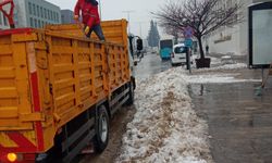 Karla mücadele sürüyor