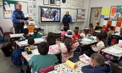 Kütahya İl Emniyet Müdürlüğü'nden öğrencilere bilgilendirme eğitimi