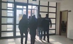 Kuyumcuya sahte altın satan 3 şahıs yakalandı