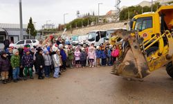 Minik öğrenciler Bilecik Belediyesi Atölye Birimi'ni gezdi
