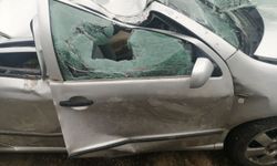 Otomobil şarampole yuvarlandı: Bangladeş uyruklu aynı aileden 1 kişi öldü, 3 kişi yaralandı