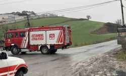 Otomobil su kanalına uçtu: Sürücü yaralı