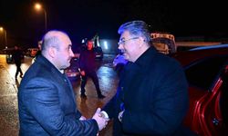 Vali Yılmaz'dan vefat eden Öztürk'ün ailesine taziye ziyareti