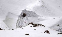 Van'da yoğun kar yağışı ve eğimli alanlar çığ riskini artırıyor