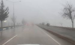 Yoğun sis ve sağanak etkili oldu