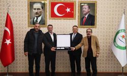 Van Tez Koop-İş Sendikası Başkanı Karaboğa’dan Rektör Gürel’e Ziyaret