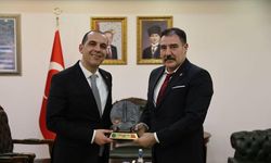 Türkiye Kamu-Sen’den Vali Taşolar’a Hayırlı Olsun Ziyareti