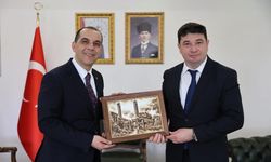 Azerbaycan Kars Başkonsolosu Aliyev’den Vali Taşolar’a Hayırlı Olsun Ziyareti