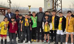 Hoşhaber Ortaokulu Şampiyon Oldu