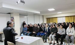 Iğdır’da Gençlerin Ramazan Maneviyatı: “Kulluk Bilinci” Semineri Düzenlendi