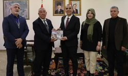 IĞDIR AZERBAYCAN EVİ DERNEĞİNDEN VALİ M. FIRAT TAŞOLAR’A ZİYARET