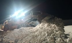 2.800 rakımda yol genişletme çalışması