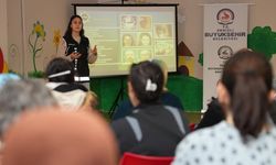 Annelere bağımlılıkla mücadele ve afet bilinci semineri verildi