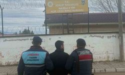 Aranan 2 hükümlü yakalandı