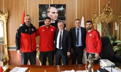 Avrupa Şampiyonu Mert Şişmanlar Yunusemre Belediyespor'da