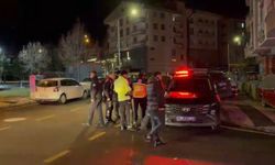 Dur ihtarına uymadı, kaza yaptı: O anlar kamerada