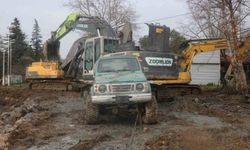 Fıkra gibi olay: Kurtarmaya gelen de battı