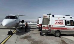 Hasta 2 bebek ambulans uçakla İstanbul'a sevk edildi