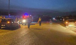 İki araç çarpıştı: 3 yaralı