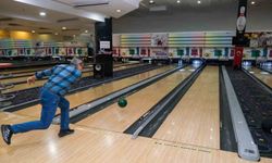 Kuşaklar bowling pistinde buluştu