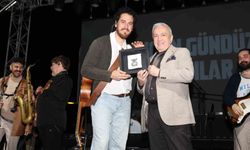 Nilüfer Genç Caz Evrencan Gündüz ile final yaptı