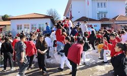 Öğrencilere kar sürprizi