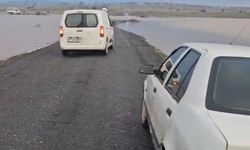 Sağanak yağış hayatı olumsuz etkiledi