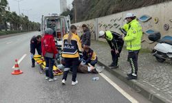 Samsun'da motosikletli genç kadın yaralandı