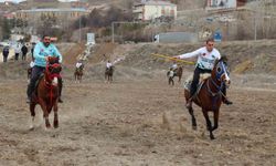 Tercan'ın kurtuluşunun 108. yılında cirit heyecanı