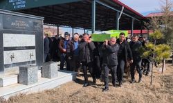 Gazeteci Özkan Aydın'ı Meslektaşları Acılı Gününde Yalnız Bırakmadı