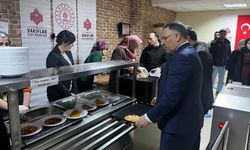 Iğdır Üniversitesi’nde Gönül Köprüsü: Rektör Gürel İftarda Öğrencilerle Buluştu