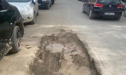 IĞDIR’DA BOZUK YOLLAR TEPKİ ÇEKİYOR